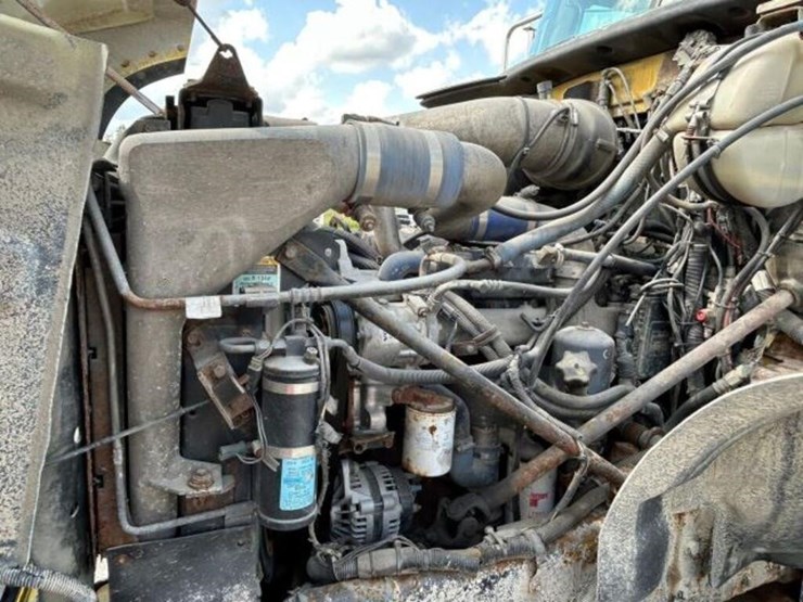 2005-mack-700-t/a-t/a-stone-slinger-truck-1m2ag11c-image-28