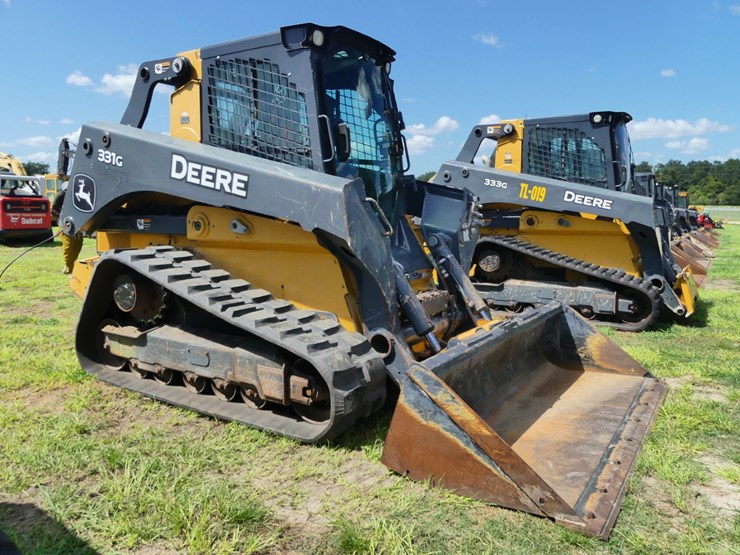 2019-deere-331g-image-1