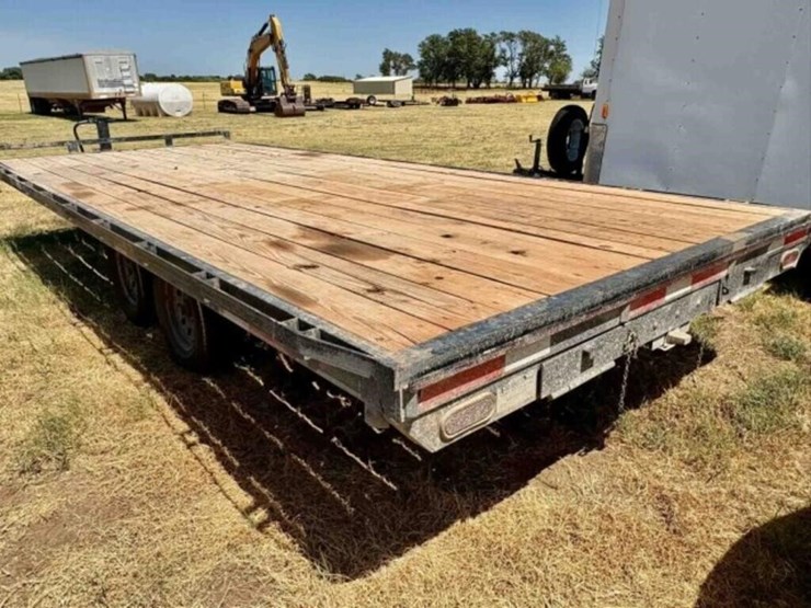 2020---var-20'-flatbed-trailer-image-8