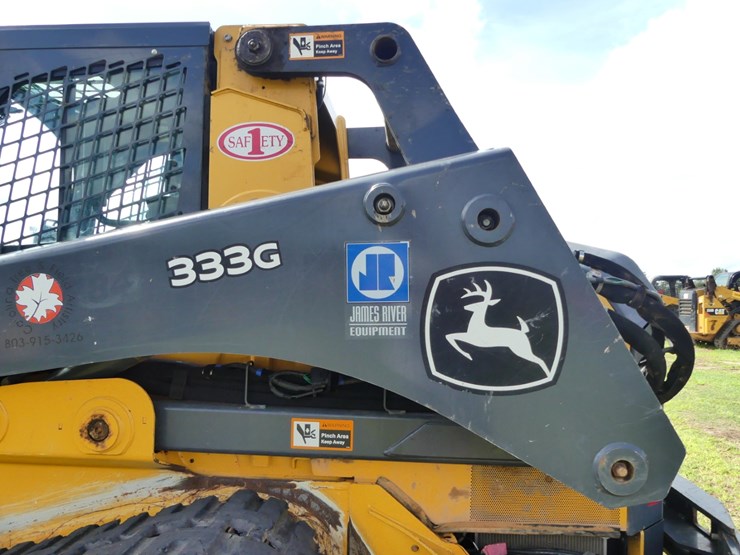 2020-deere-333g-image-8