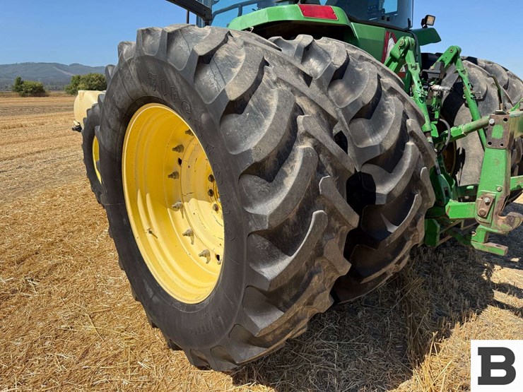 2001-john-deere-8110-image-31