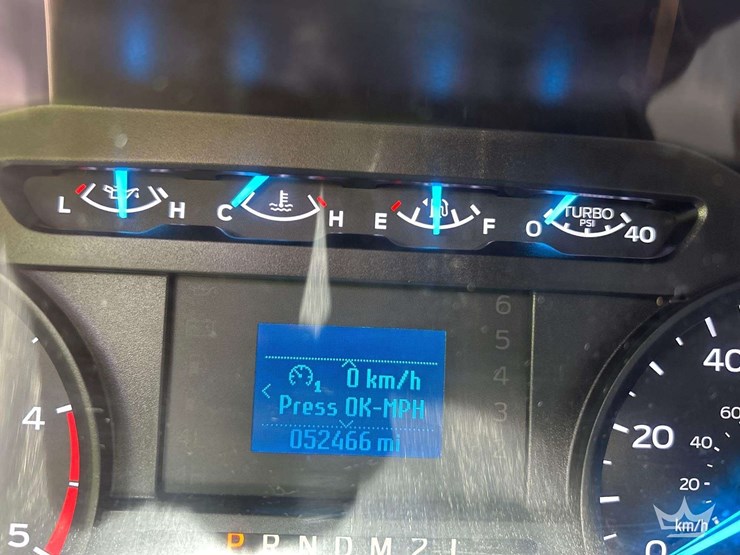 2017-ford-f550-image-10