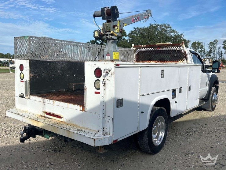 2012-ford-f550-image-3