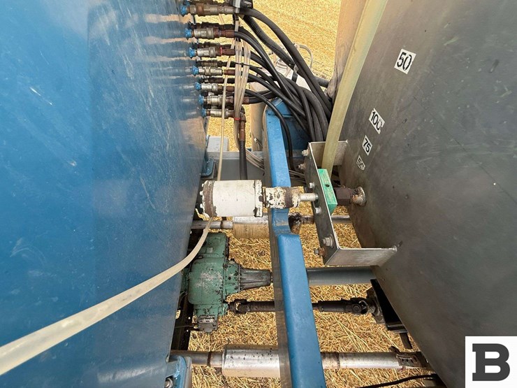 custom-sprayer-buggy-image-53
