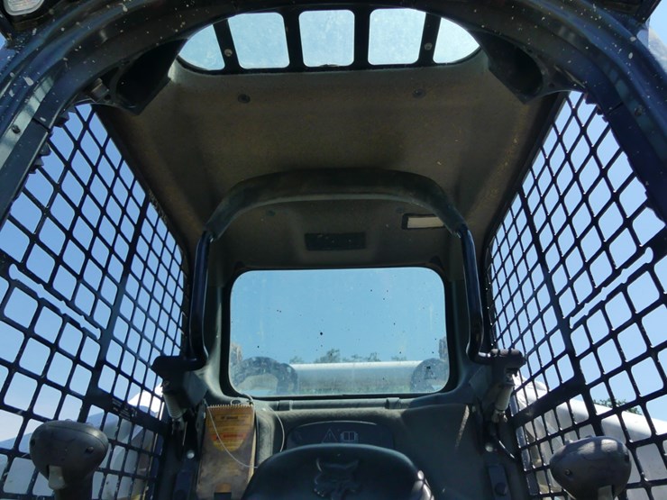 2023-bobcat-t770-image-14