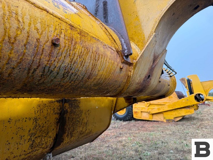 caterpillar-60-image-43