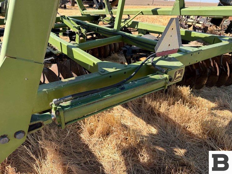 john-deere-twin-offset-disc-image-31