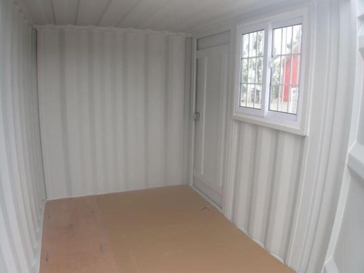 unused-8-ft-shipping-container-gmpu9072450-image-13
