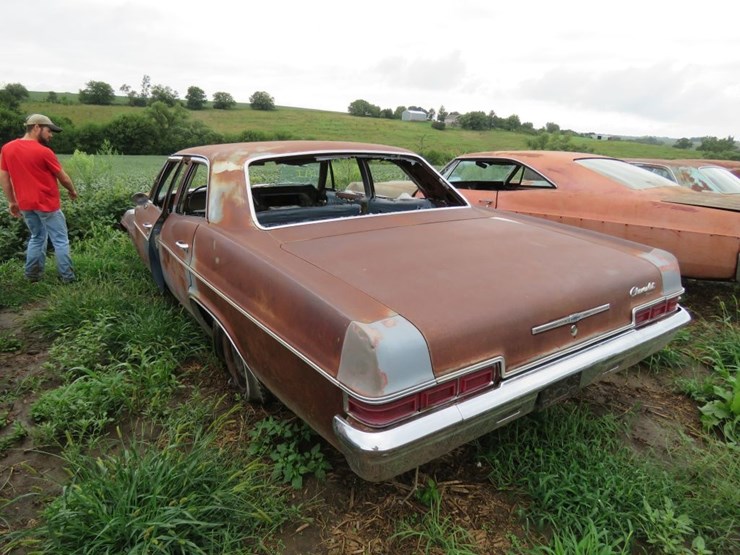 1966-chevrolet-impala-4dr-sedan-image-4