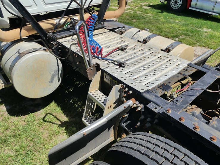 2014-mack-600-image-9