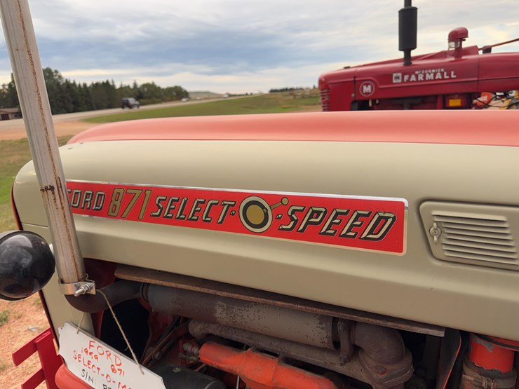 1959-ford-871-image-10