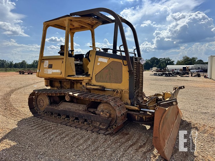 2001-deere-550h-lt-image-1