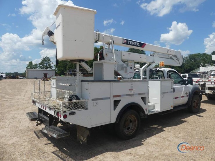 2014-ford-f550-image-2