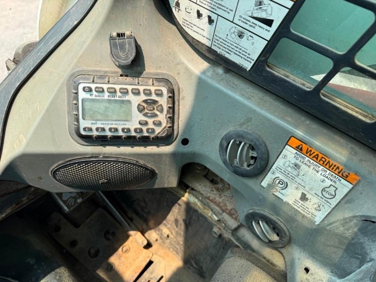 2012-bobcat-s630-image-7