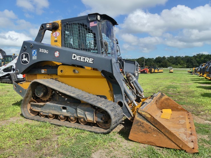 2020-deere-333g-image-1