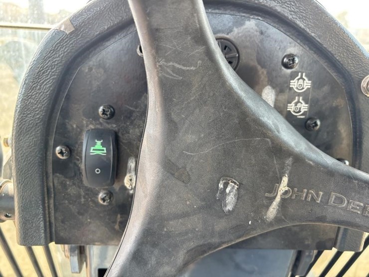 2009-deere-772g-image-50