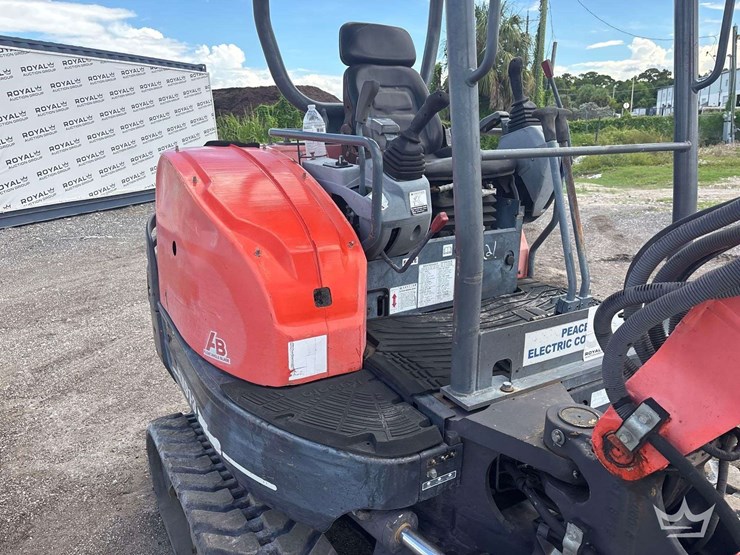 2014-kubota-kx91-3s2-image-16