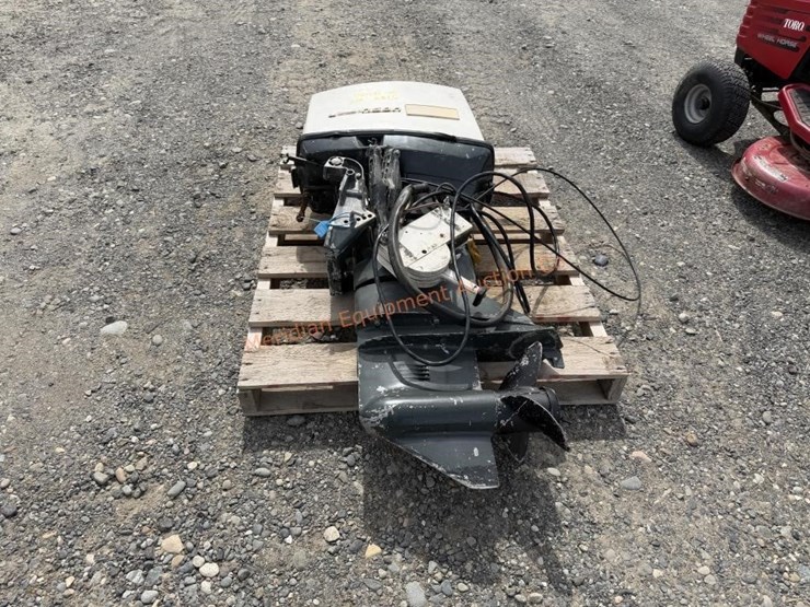 johnson-60hp-2-stroke-outboard-motor-w/-controls-image-8