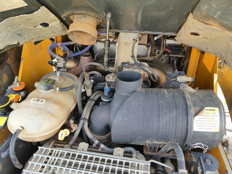 2020-deere-333g-image-9