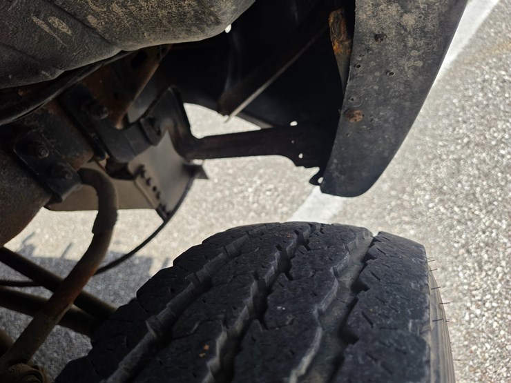 2006-ford-f550-image-29