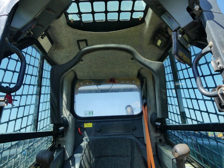 2020-deere-312gr-image-14