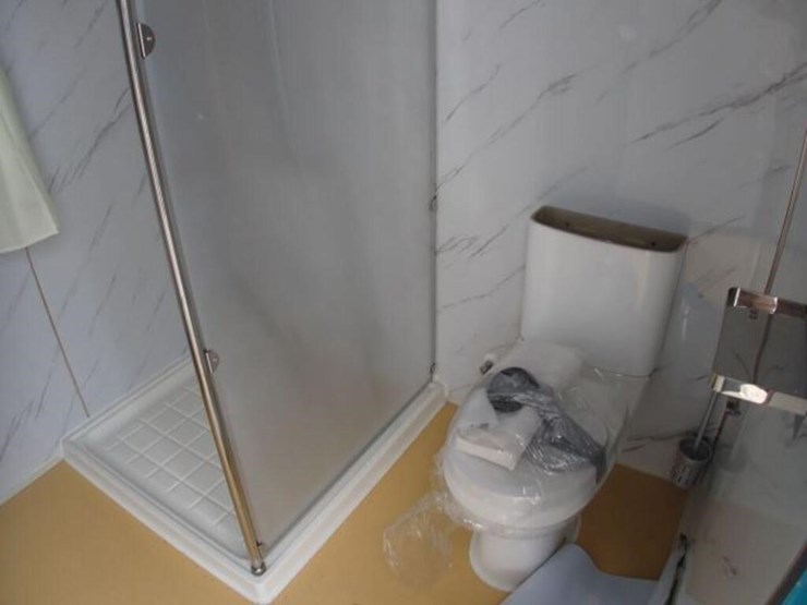 unused-bastone-portable-restroom-image-18