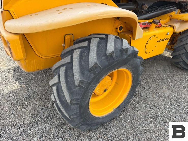 jcb-520-image-21