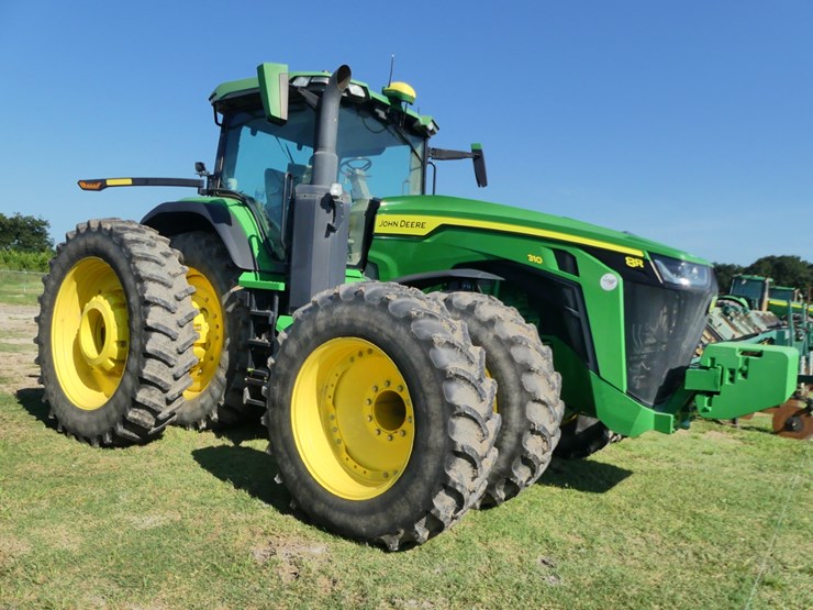 2021-john-deere-8r-310-image-1
