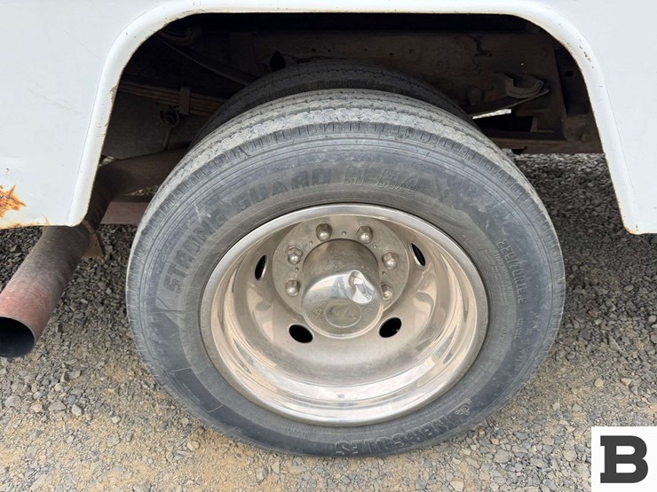 1999-ford-f450-image-35