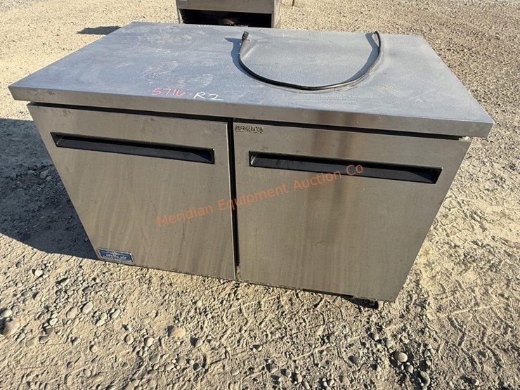 artic-air-commercial-fridge-image-2