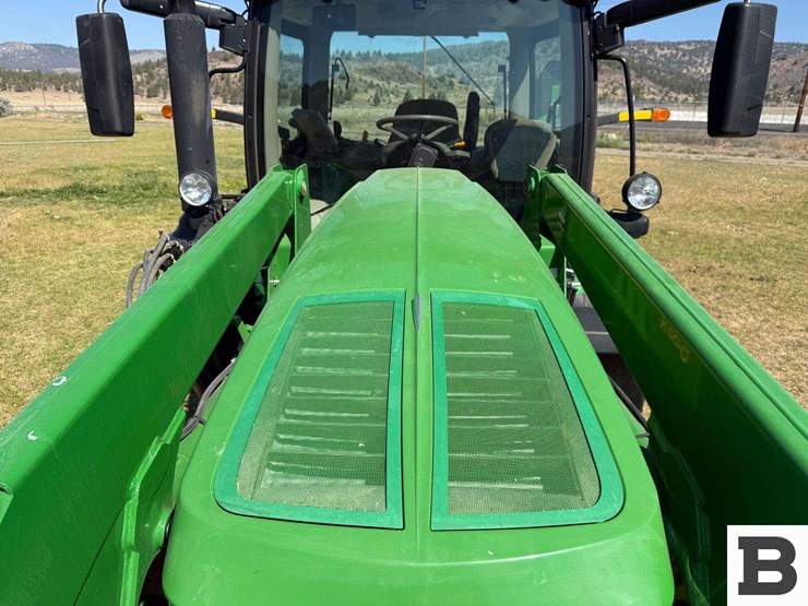 2016-john-deere-6155r-image-14