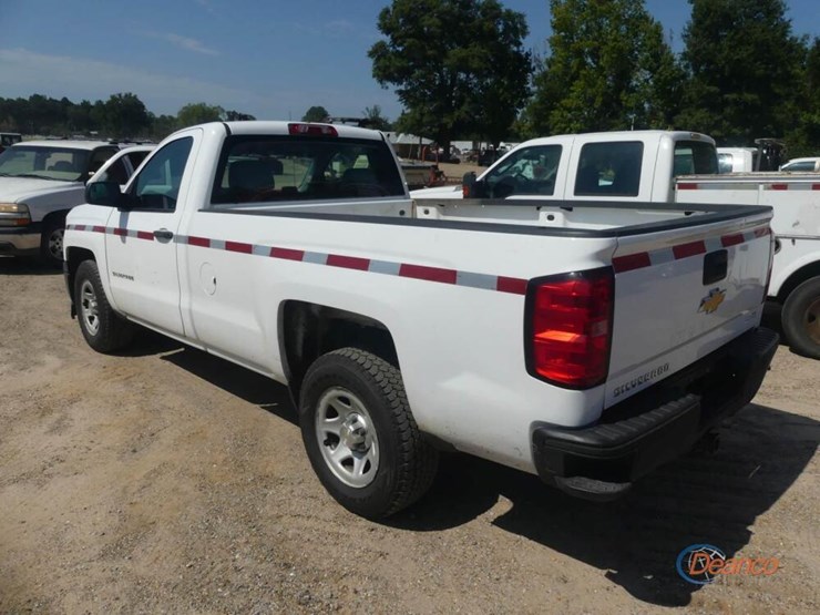 2015-chevrolet-silverado-1500-image-3
