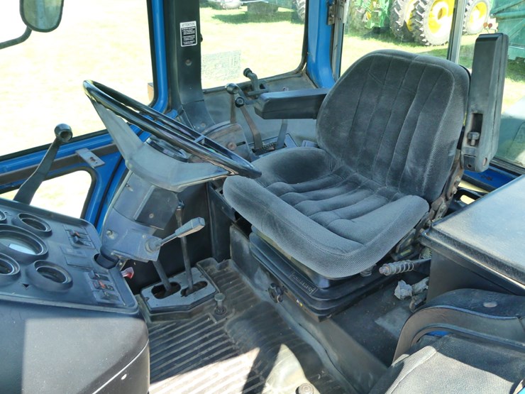 ford-7710-image-13