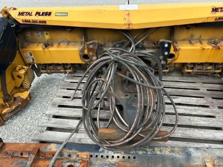 metal-pless-8-ft---13-ft-snow-pusher-agh0830-13le--image-12