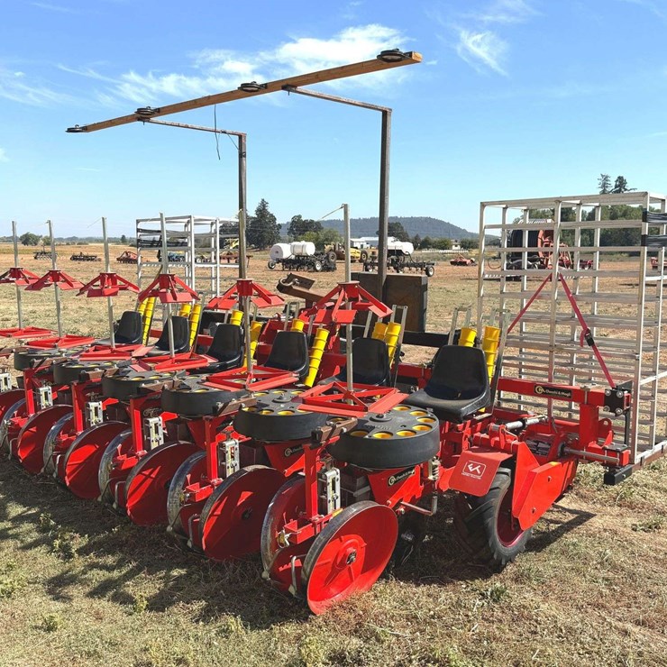 Checchi & Magli No-Till Transplanter 6R 30