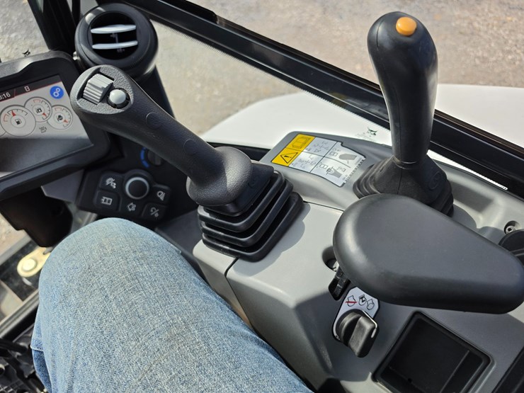 2022-bobcat-e35-image-28