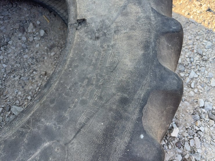 #47277-•-lot-of-(2)-16.9r30-tires-inv#47277-image-6