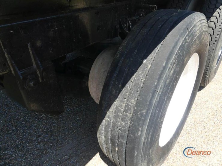 2009-kenworth-t800-image-7