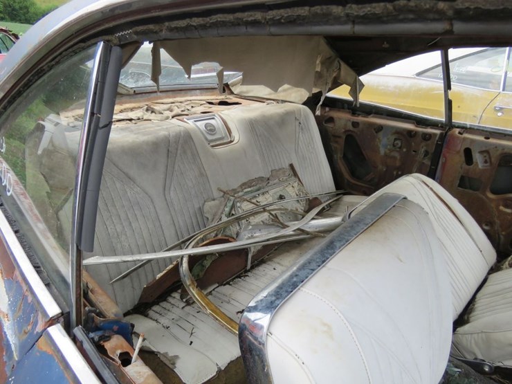 1965-chevrolet-impala-2dr-ht-image-9