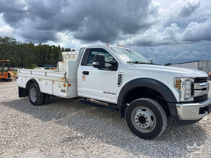 2019-ford-f550-image-2