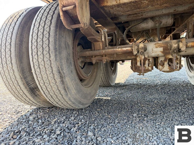 1975-trailmobile-flatbed-image-21