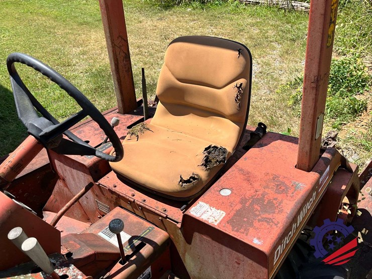 ditch-witch-2310dd-image-35