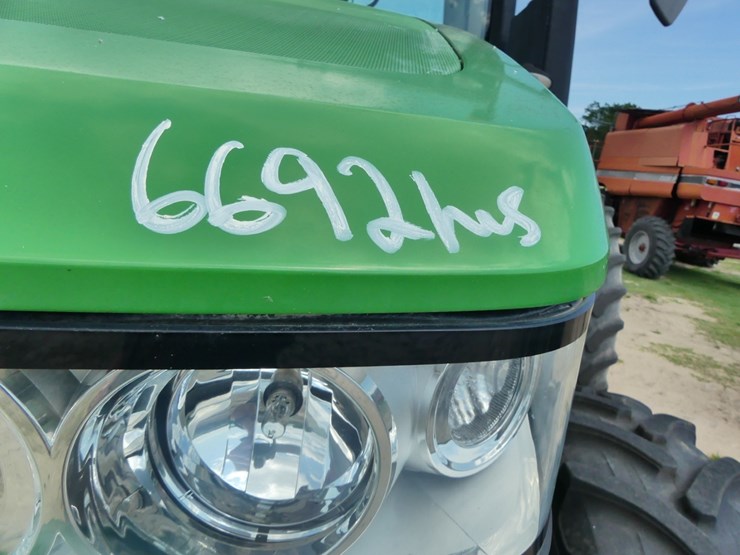 2015-john-deere-7210r-image-18