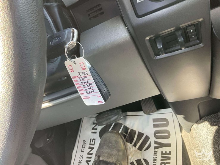 2019-ford-f350-image-52