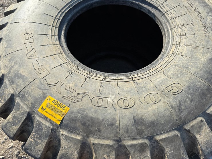#40806-•-21.5-x16-tractor-tire-inv#40806-image-6