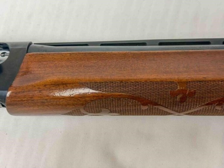 remington-arms-co-1100-12g-shotgun-image-11