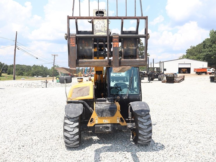 2016-caterpillar-th255c-image-8