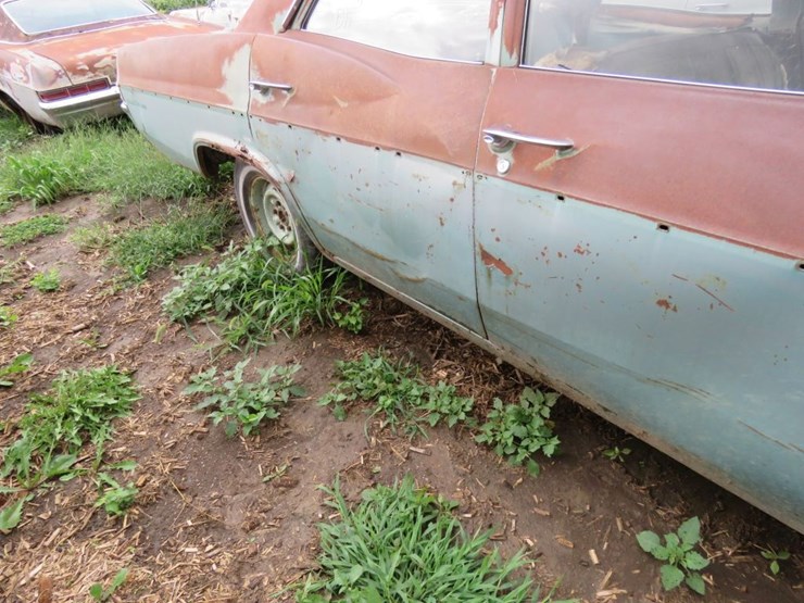1965-chevrolet-belair-4dr-sedan-image-3