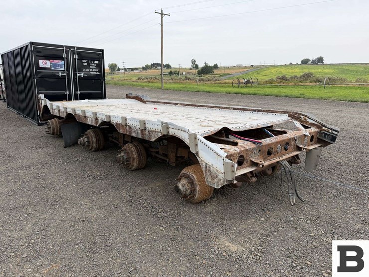 western-trailers-quadruple-axle-trailer-frame-image-5