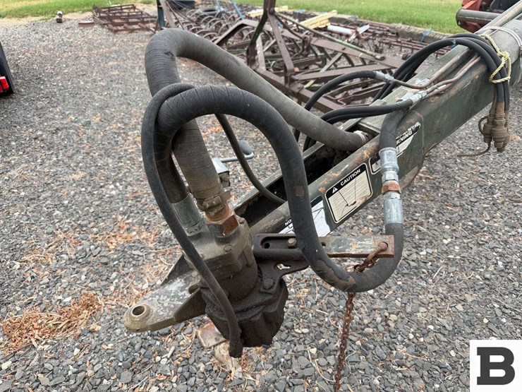 hesston-1160-image-8